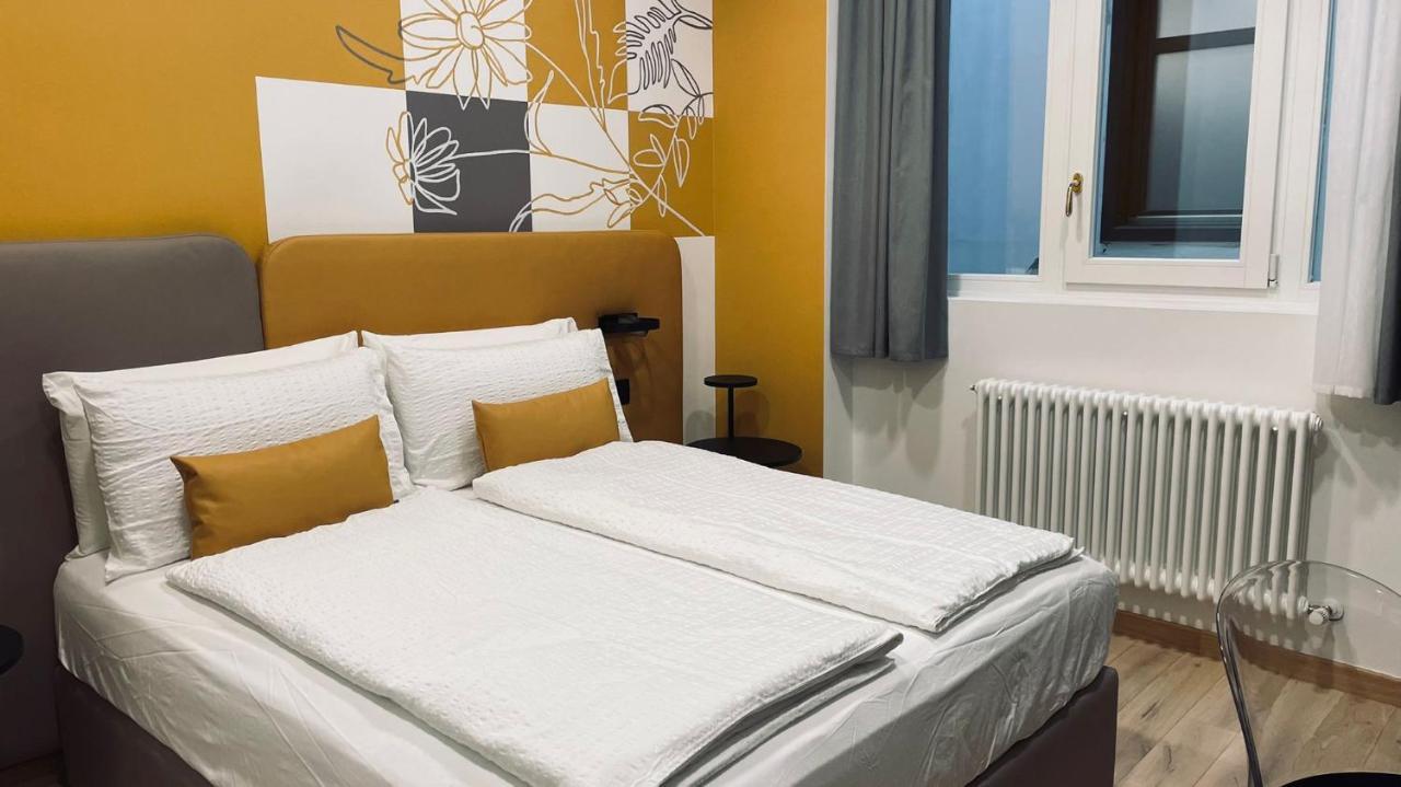 Hotel House Of Bruno - No Reception Trento Exterior foto